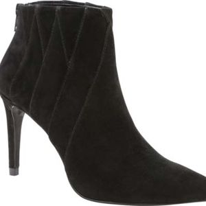 NWOT Kensie Suede Tarquin 3.5" Ankle Boot SZ 9